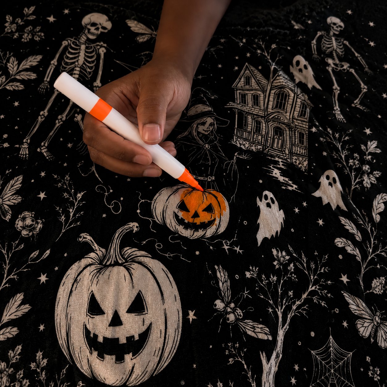 Trick Or Trace Halloween Coloring Blanket 🎃👻