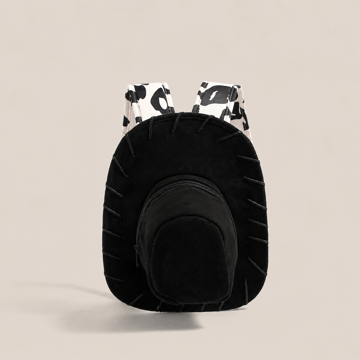🎒🤠 Vintage Cowboy Hat-Shaped Backpack – Standout Western Style